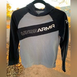 🌸Undrarmr sweater/hoodie with pockets🌸